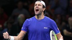 Italy edge closer to Davis Cup three-peat