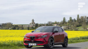 J’ai roulé 1000 km en Alfa Romeo Junior Veloce pour savoir si on pouvait prendre du plaisir en voiture électrique : voici ce que j’en pense