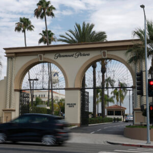 Why Paramount Paused Its Blockbuster 1 Billion Deal for Warner Bros.