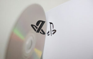Sony acknowledges backlash, will “cautiously” move forward with end of discs