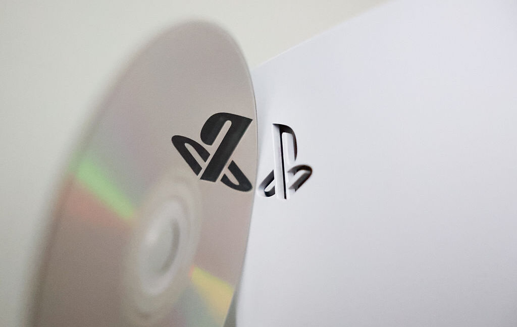 Sony acknowledges backlash, will “cautiously” move forward with end of discs