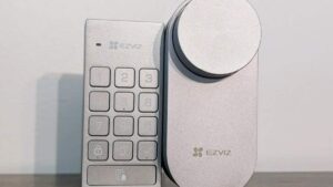 Ezviz DL01 Pro : serrure connectée, clavier et passerelle réunis dans un kit à moins de 180 euros sur Amazon