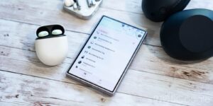 Android’s Find Hub app now lets you remove old Bluetooth headphones & earbuds