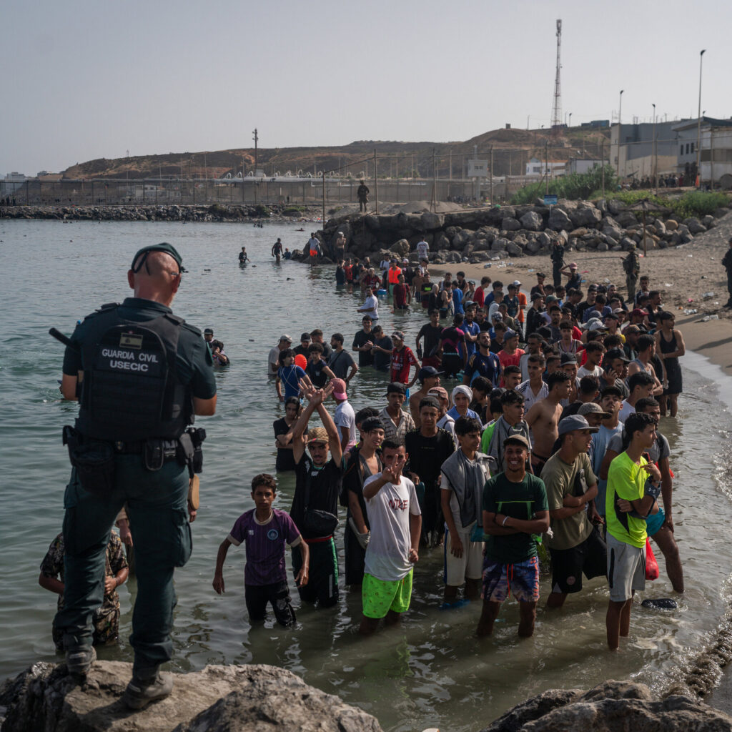 Europe’s Far Right, Once Marginal, Now Sets Tone on Spain Migrant Crisis