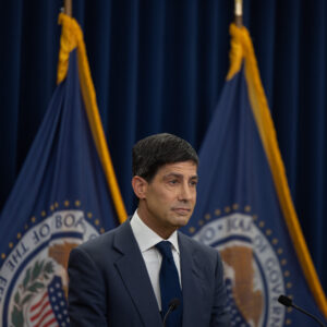 Warsh Considers Reducing Frequency of Fed Policy Meetings