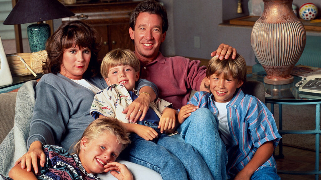 ‘Home Improvement’s Patricia Richardson Reunites With TV Sons Jonathan Taylor Thomas, Taran Noah Smith: “My Other Boys”
