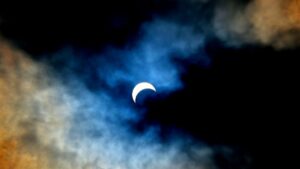 Éclipse solaire totale, Perséides, éclipse de Lune : que voir dans le ciel en août 2026 ?