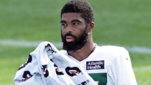 Jets&rsquo; Stiggers in hospital after collapsing during practice