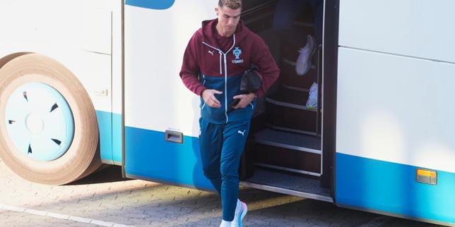Cristiano Ronaldo quitte la sélection portugaise à la veille d’un match contre le Danemark, après avoir été laissé sur le banc lors de la dernière rencontre