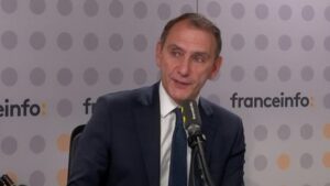 « C&rsquo;est soit une manipulation, soit un faux grossier », dénonce Laurent Jacobelli, porte-parole du RN après les propos antisémites attribués à Jordan Bardella