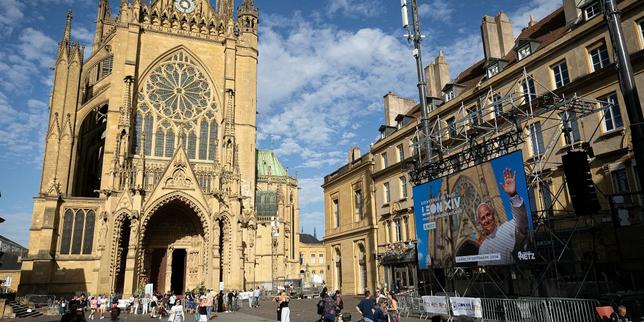Visite du pape à Metz : Emmanuel Macron assisterait finalement à la messe célébrée à la cathédrale