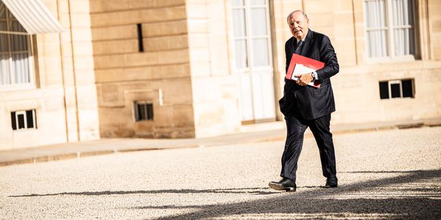 Sénatoriales 2026 : au sein du bloc central, un apparent statu quo et une chasse ouverte aux recrues
