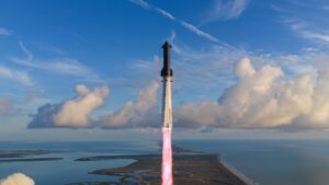 SpaceX&rsquo;s Starship goes orbital, deploying first next-gen Starlinks