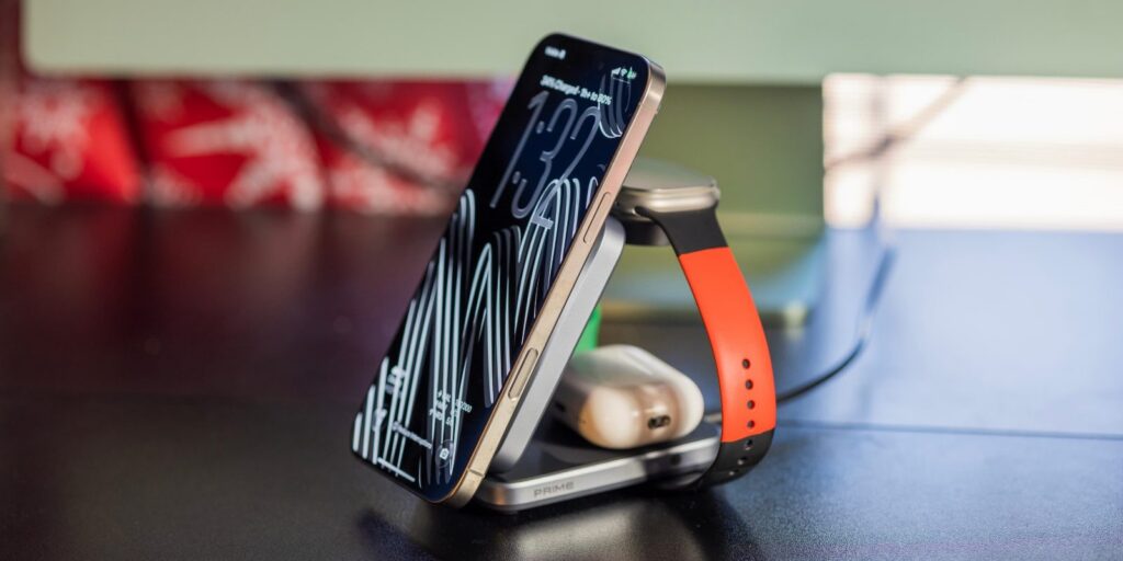 Anker’s 25W MagSafe 3-in-1 packs active cooling in a travel-sized design [Hands-on]
