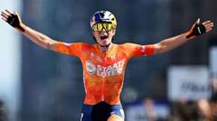 Vollering wins women&rsquo;s road race world title