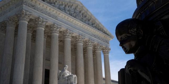 Aux Etats-Unis, la Cour suprême donne un nouveau feu vert à l’expulsion de sans-papiers vers des pays tiers