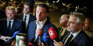 Sénatoriales 2026 : en formant un groupe pour la première fois, le Rassemblement national conforte son récit de « marche vers le pouvoir »