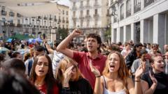 Spain announces ban on evictions after protests over 87-year-old woman&rsquo;s eviction
