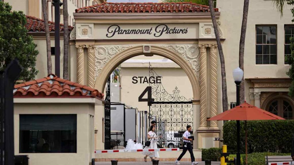 Paramount stumps up high borrowing costs to fund Warner Bros deal