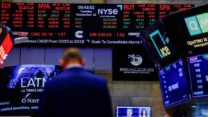 Foreign capital flows into US stocks hit record as appetite for debt fades