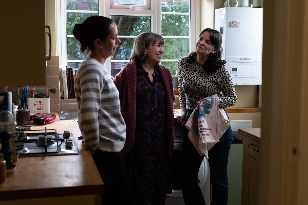 San Sebastián: Mike Leigh’s ‘Tender Loving Care’ Wins Golden Shell & Best Screenplay