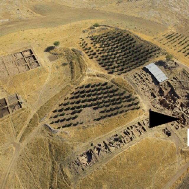 12,000-year-old Göbeklitepe burials shed light on scattered human bones