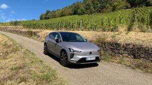 J’ai essayé le Volvo EX60, le SUV électrique premium qui fait trembler les Allemands