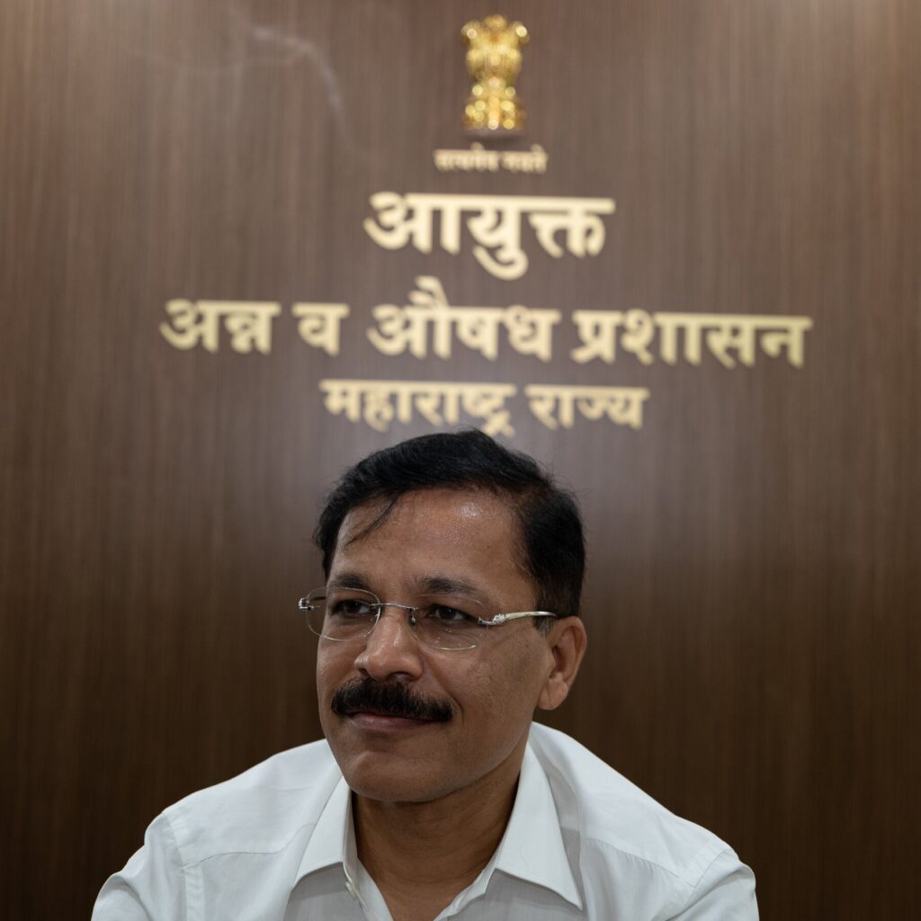 In India, a Food Inspector Sparks Fear in Mumbai Restaurants