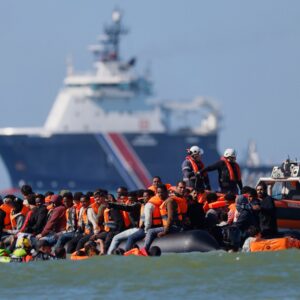 Britain and France Give Up Landmark Migrant Agreement