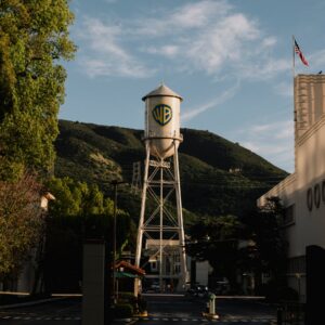 Paramount Closes Its Deal for Warner Bros. Discovery