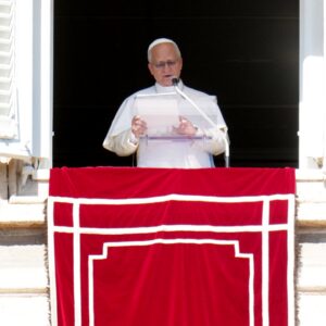 Pope Leo Will Have Surgery to Remove Growth on Lung