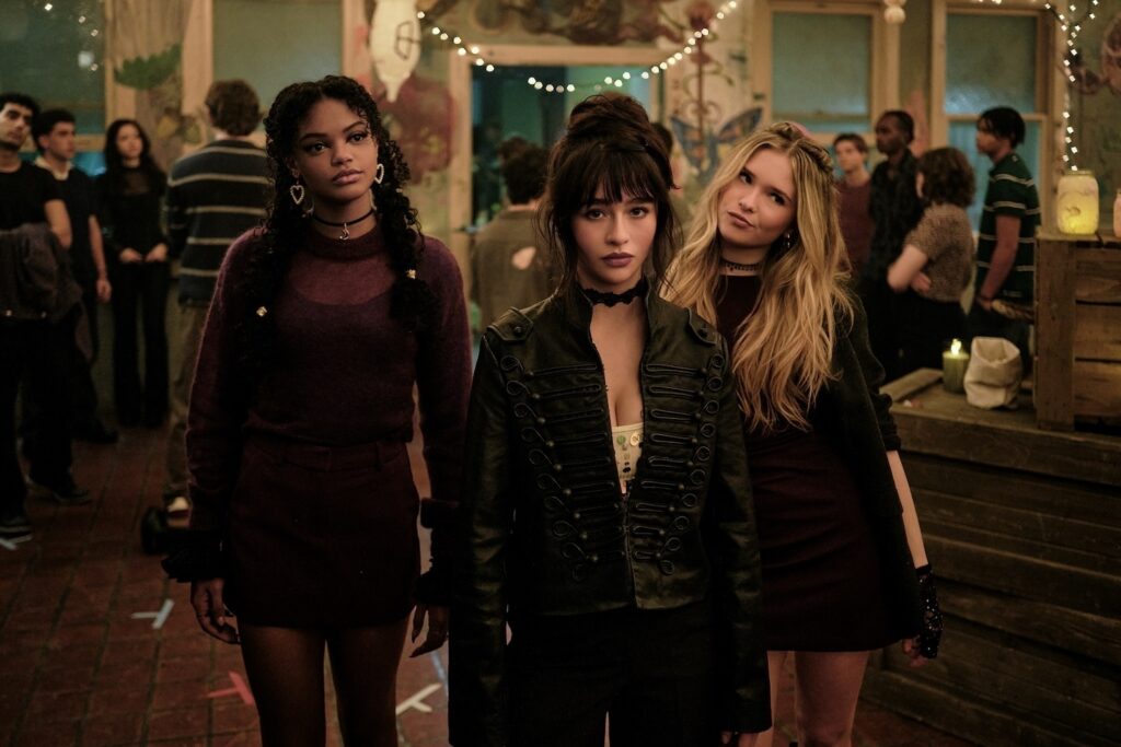 ‘Coven Academy’ Creator Breaks Down Briar’s Family Tree, Dark Magic as an Addiction Metaphor, ‘Misogyny’ Against Witches — and a Deleted Kiss Scene