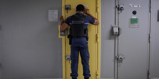 Les prisons de France continuent d’être surpeuplées, avec un nombre inégalé de plus de 90 000 détenus