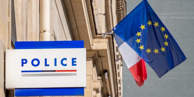 Apologie du terrorisme : trois mineurs en garde à vue à Orléans après une vidéo dans un lycée, mentionnant les attaques de Mohamed Merah et Salah Abdeslam