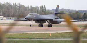 Alerte près d’une base militaire en Angleterre : un septième suspect arrêté pour des soupçons de « préparation d’actes terroristes »