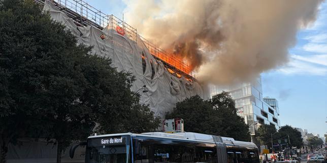 Un incendie en cours près de la gare d’Austerlitz, à Paris