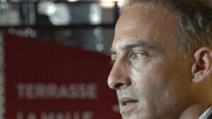 Présidentielle 2027 : Raphaël Glucksmann est-il un ancien sarkozyste ?