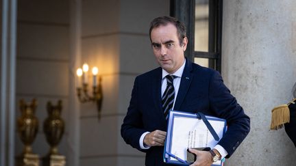 DIRECT. Crise des carburants : la France va libérer 10 millions de barils de gazole de ses stocks stratégiques