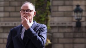 Préparation du budget, crise des carburants, colère lycéenne… La campagne présidentielle contrariée d&rsquo;Edouard Philippe