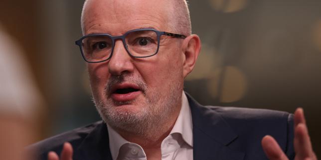 Emmanuel Roman, patron du géant de la finance Pimco : « Les marchés envoient un signal sérieux à la France » sur sa dette, « l’heure est grave »