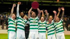 How did legends cope with Tennent&rsquo;s Sixes revival?