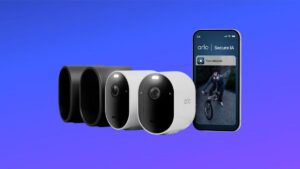 Ce lot de deux caméras 2K Arlo Pro 6 avec coques noires surveille votre extérieur est bradé à -23%