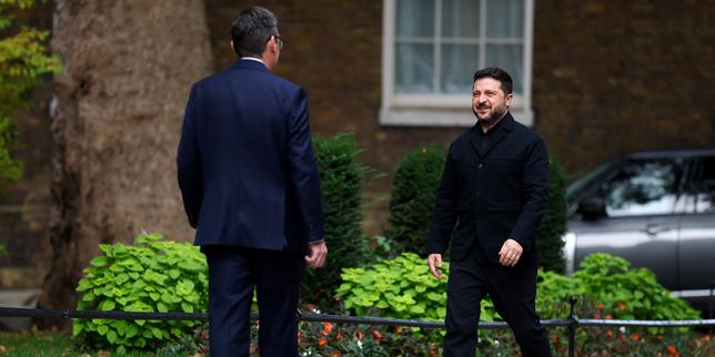 EN DIRECT, guerre en Ukraine : « Nous sommes en train de perdre un partenaire puissant », déplore Volodymyr Zelensky, qui se sent « trahi » par l’accord conclu par Donald Trump sur le gazole russe