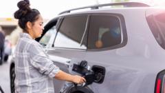 US inflation rises more than expected ahead of midterm elections