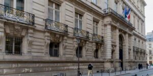 Budget 2027 : le gouvernement veut mieux protéger les hauts fonctionnaires poursuivis devant la Cour des comptes