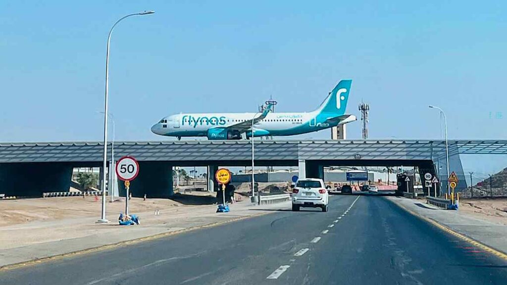 Houthi attacks on Saudi airports kill three people