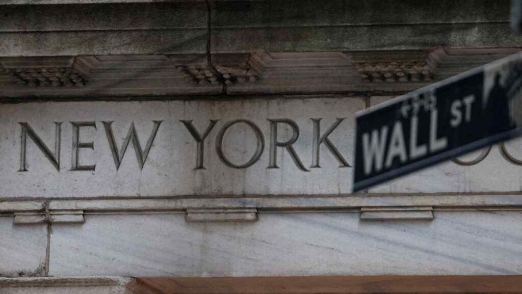 Wall Street banks launch record bn chip deal for Broadcom and Anthropic