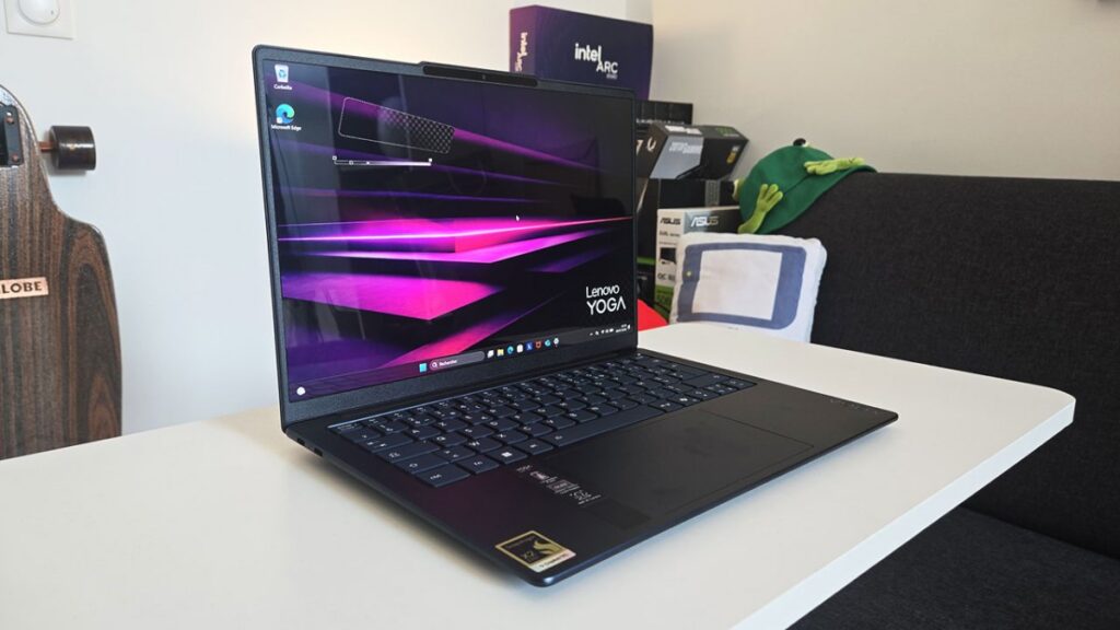 Le très léger Lenovo Yoga Slim 7 OLED boosté au Snapdragon X2 Plus s’allège de 300 €