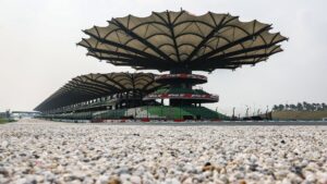 Bahrain GP in Malaysia declared &lsquo;heat hazard&rsquo;