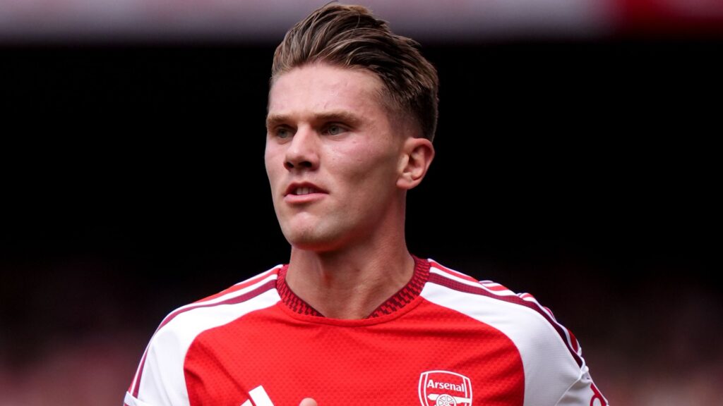 The Premier League is back! Arsenal vs Leeds LIVE!